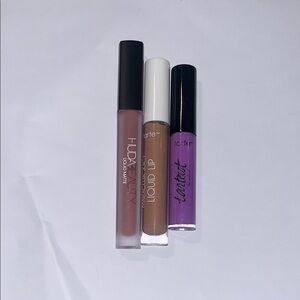 Set-Lipstick: Tarte Ginger, Tarte Yass & Huda Beauty Queen of shea color.